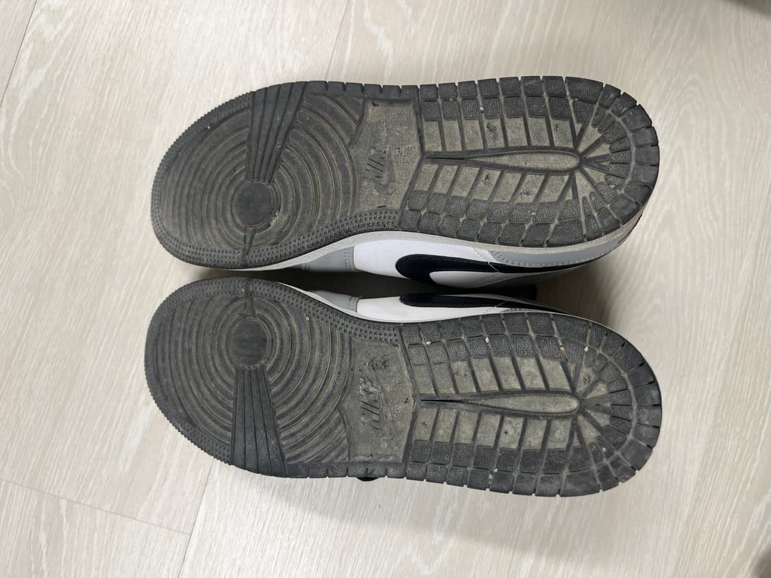 나이키 에어 조던 1 로우 GS 스모크 그레이 250 상품이미지7