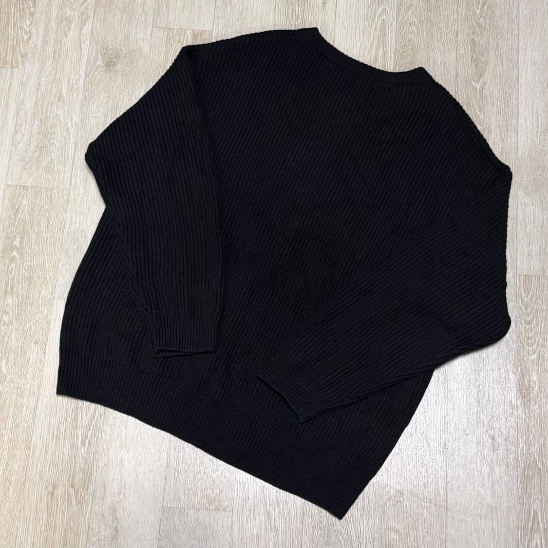 [오버핏 M/새상품급] 셀린느 로고 리브드 울 니트 블랙 스웨터 상품이미지4