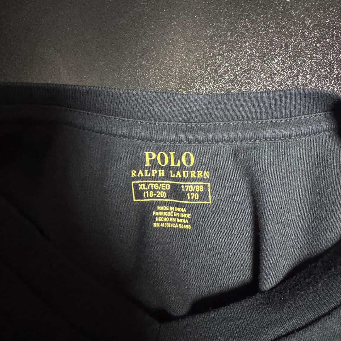 폴로 브이넥 반팔티 팝니다 상품이미지4