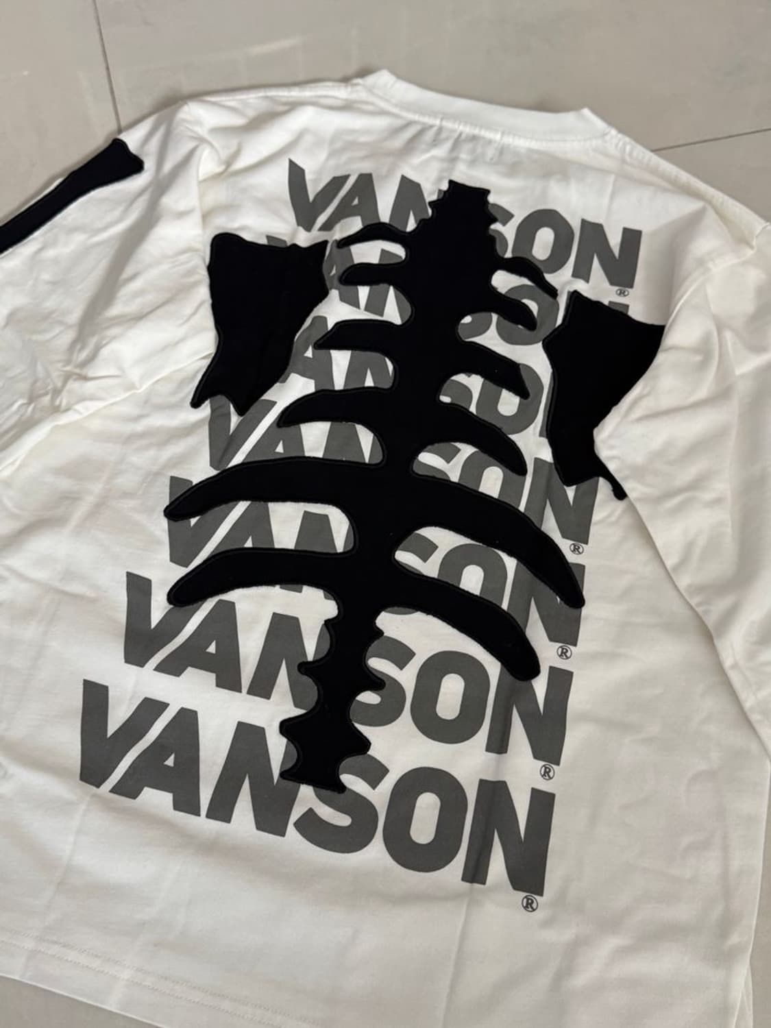 LONG SLEEVE TEE 본 롱슬리브 티셔츠 NVLT-2414 상품이미지4