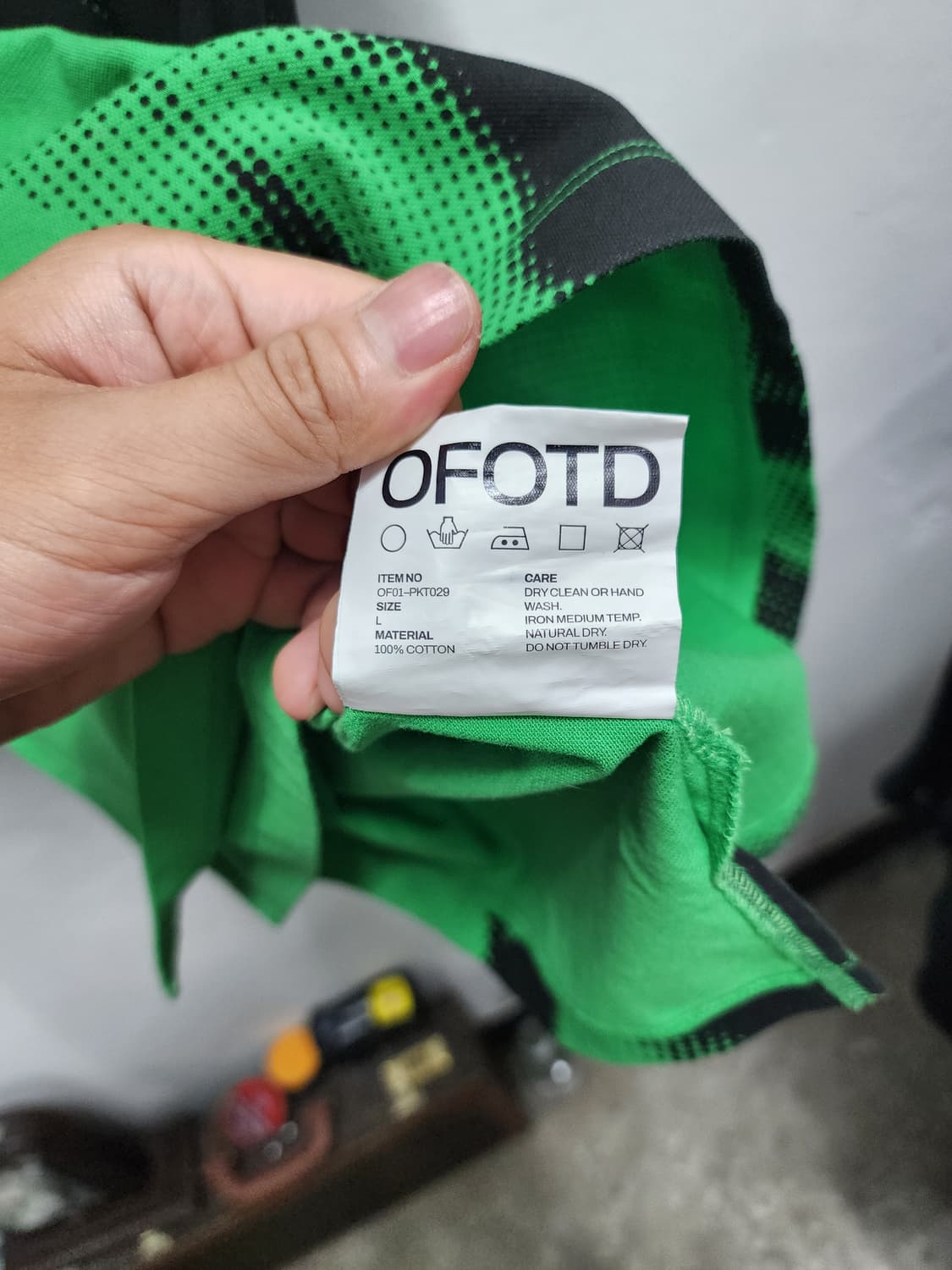(새상품) OFOTD 프린팅 그린색 카라티 상품이미지7