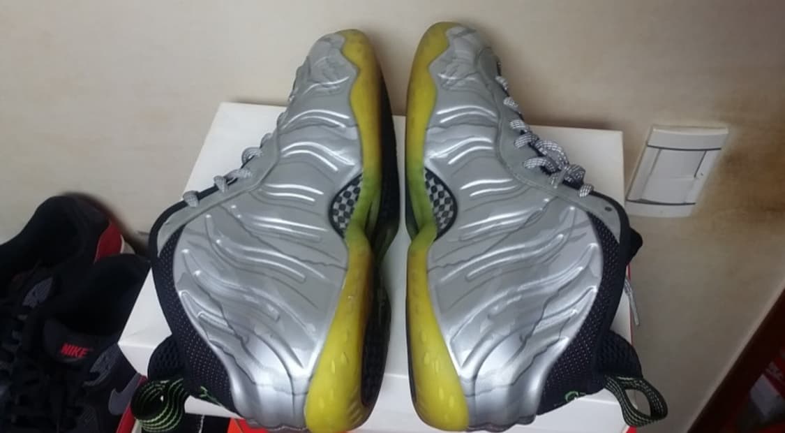 나이키 에어 폼포짓 원 실버 카모 275 상품이미지5