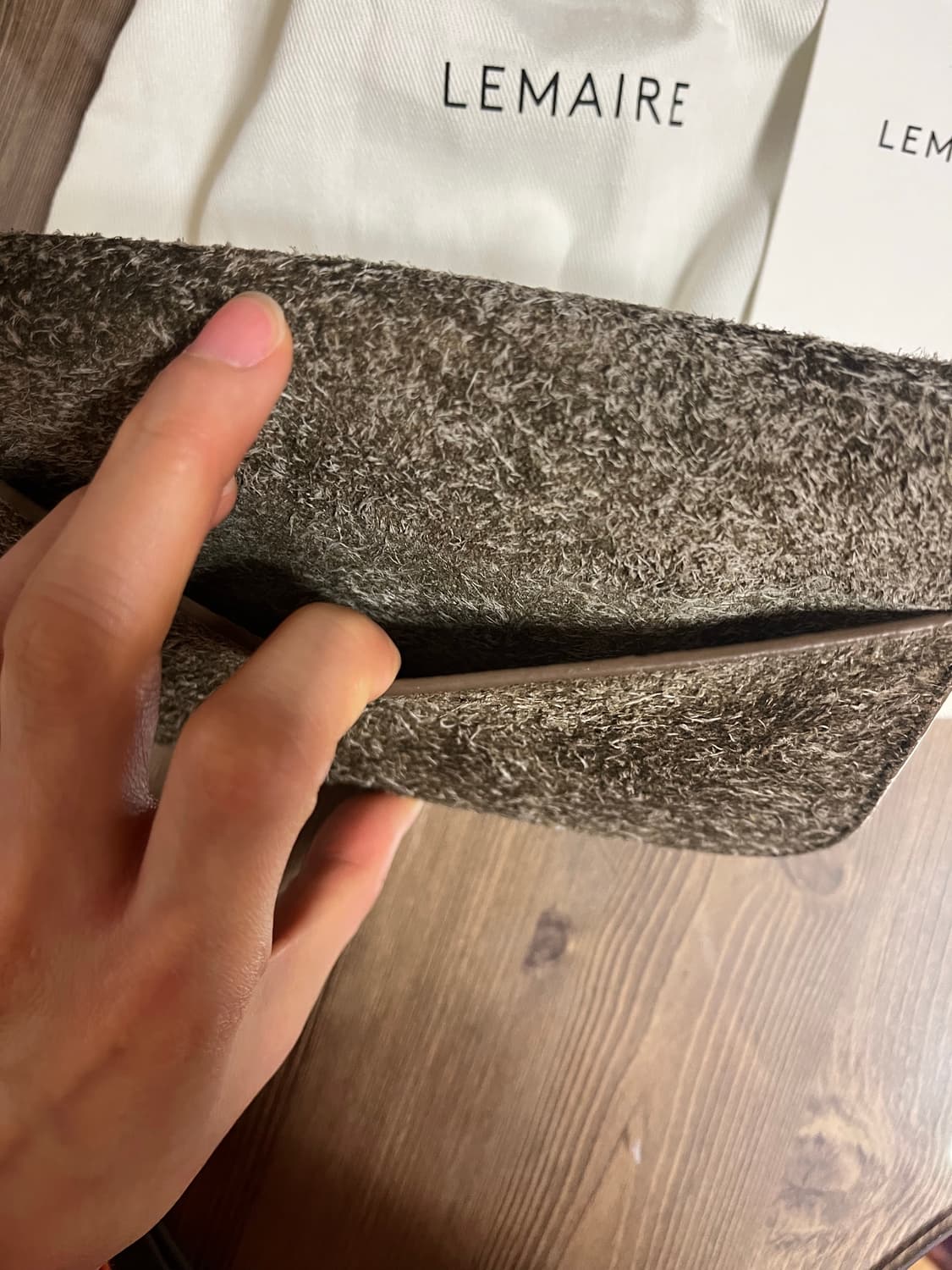 르메르 소프트탭 월렛 벨벳모스 상품이미지3