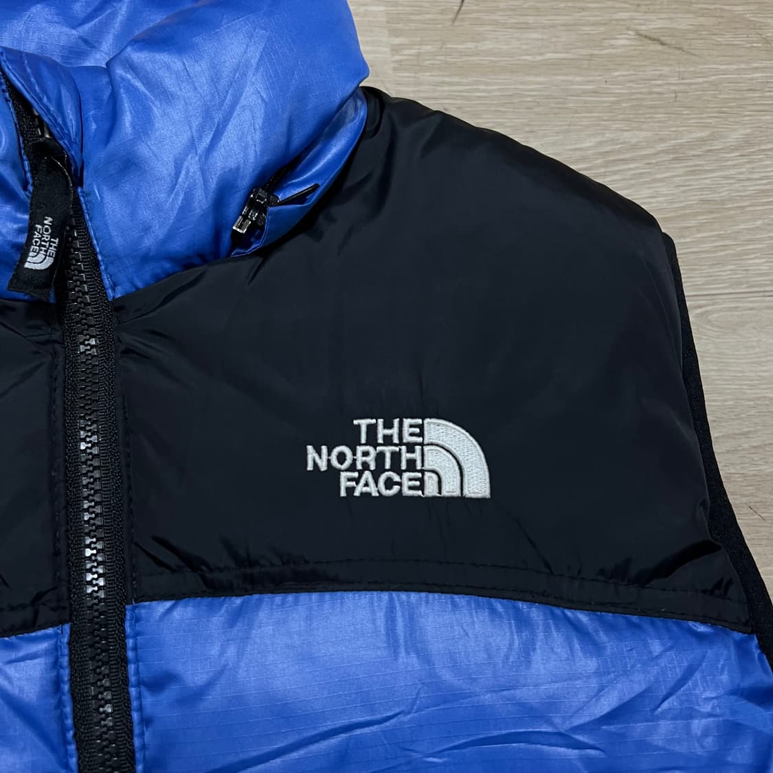 노스페이스 써밋시리즈 850 눕시 패딩 조끼 [블루] M/95 상품이미지4