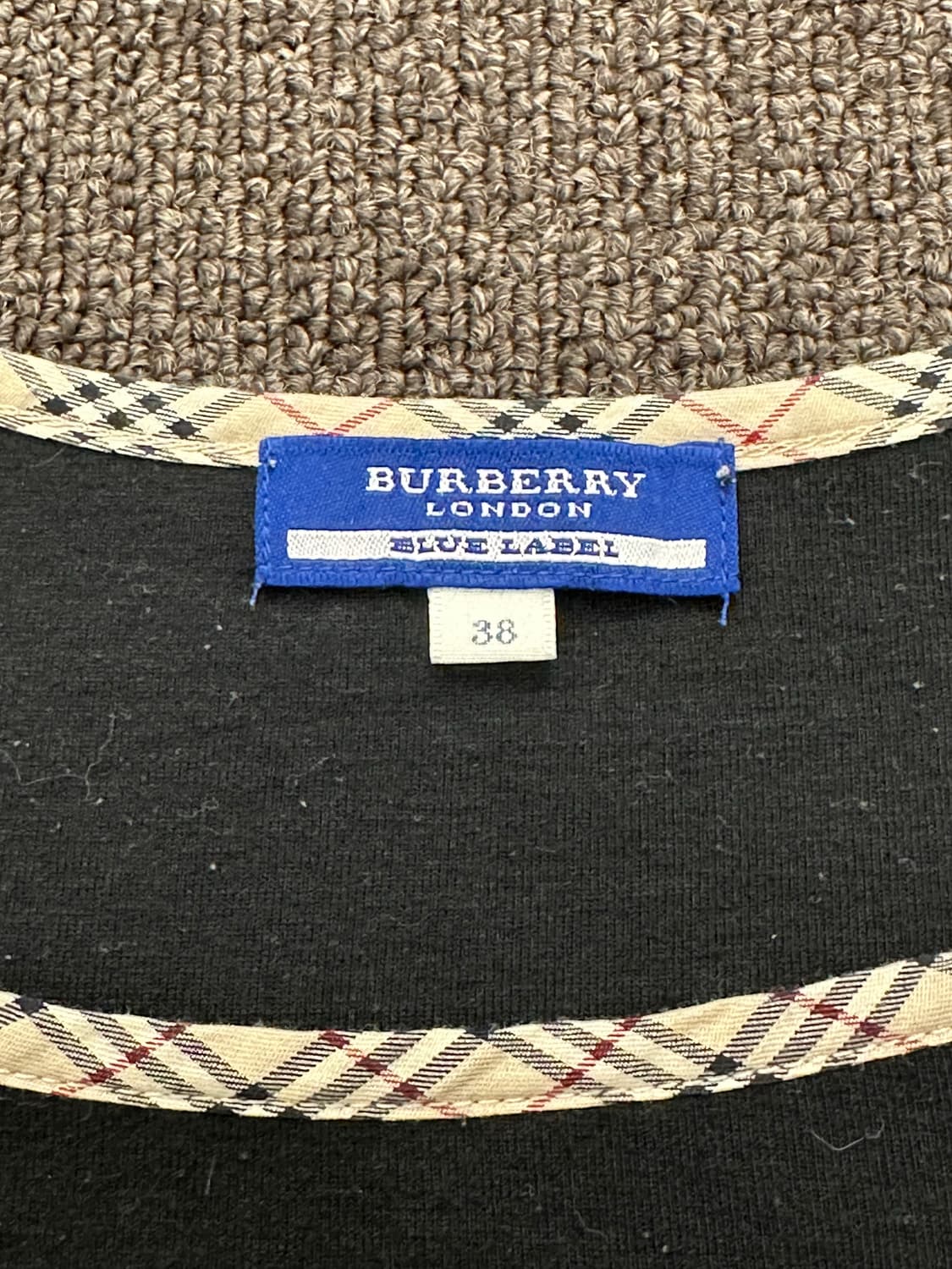 38)버버리 빈티지 여성 블랙 숏슬리브 상품이미지3
