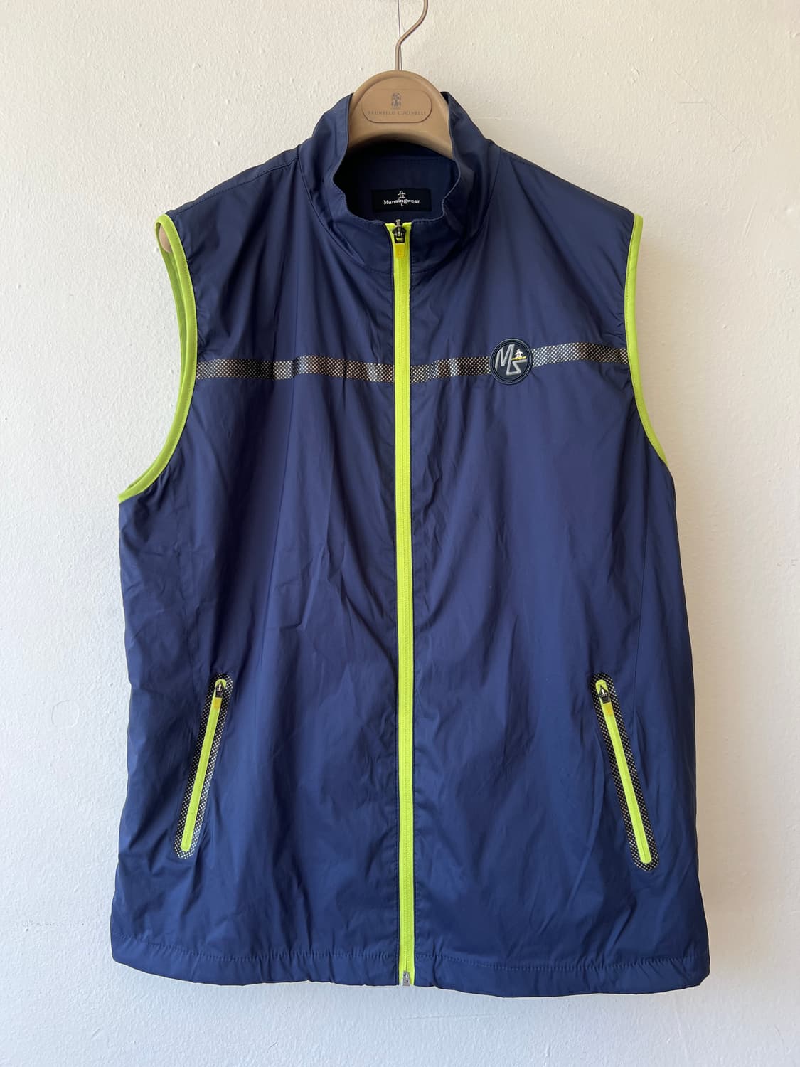 먼싱웨어 남성 네이비 바람막이조끼 골프조끼 상품이미지2