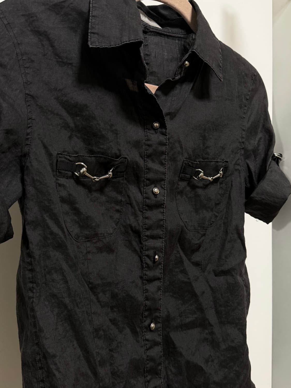 K.T LINO : 반팔 블랙 셔츠 상품이미지2