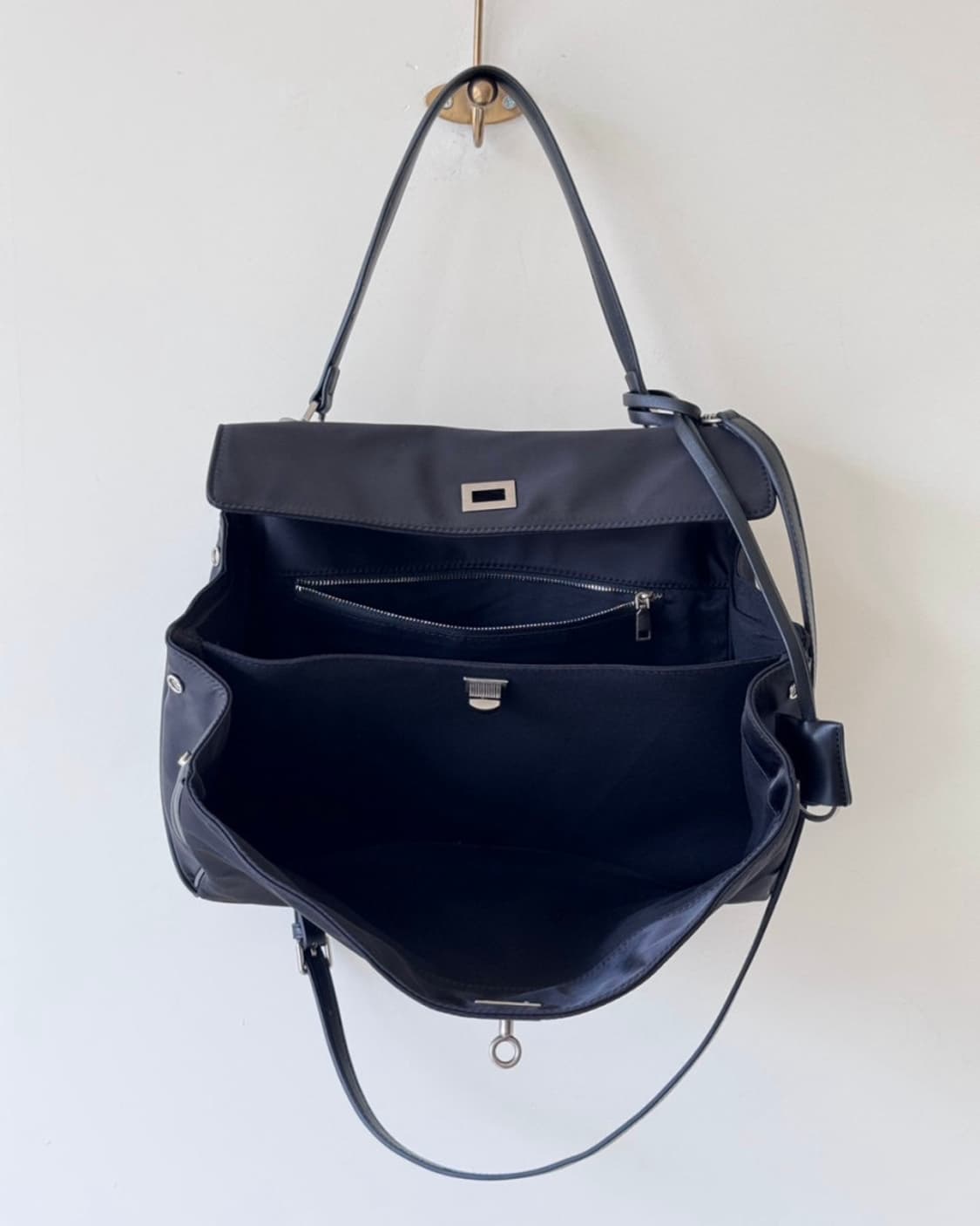 블랑 나일론 숄더백 상품이미지8