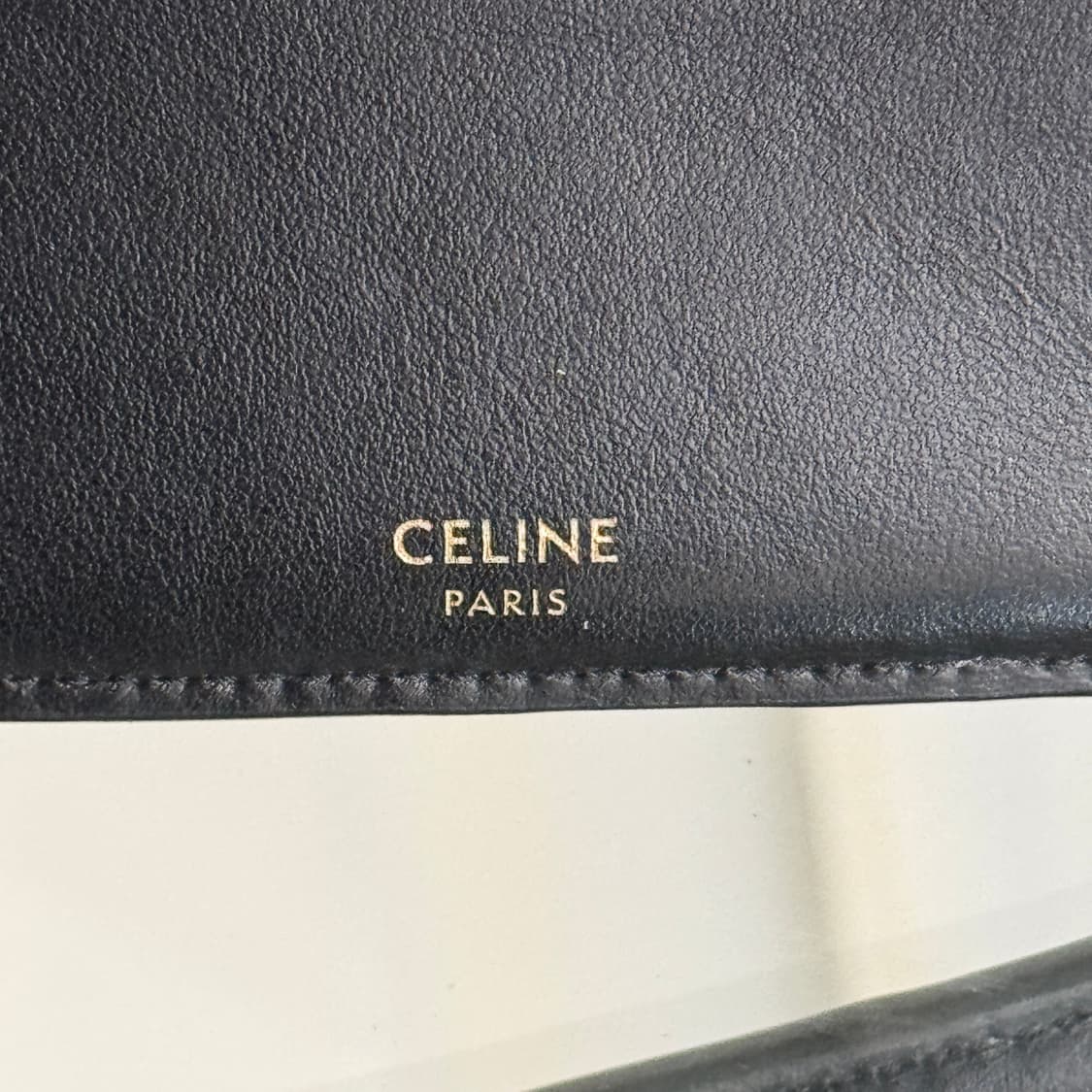 셀린느 트리옹프 바이폴드 반지갑 상품이미지5