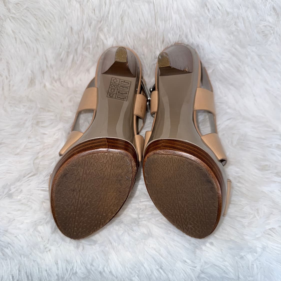 230 Michael Kors 마이클 코어스 래더 플랫폼 샌들 힐 상품이미지4