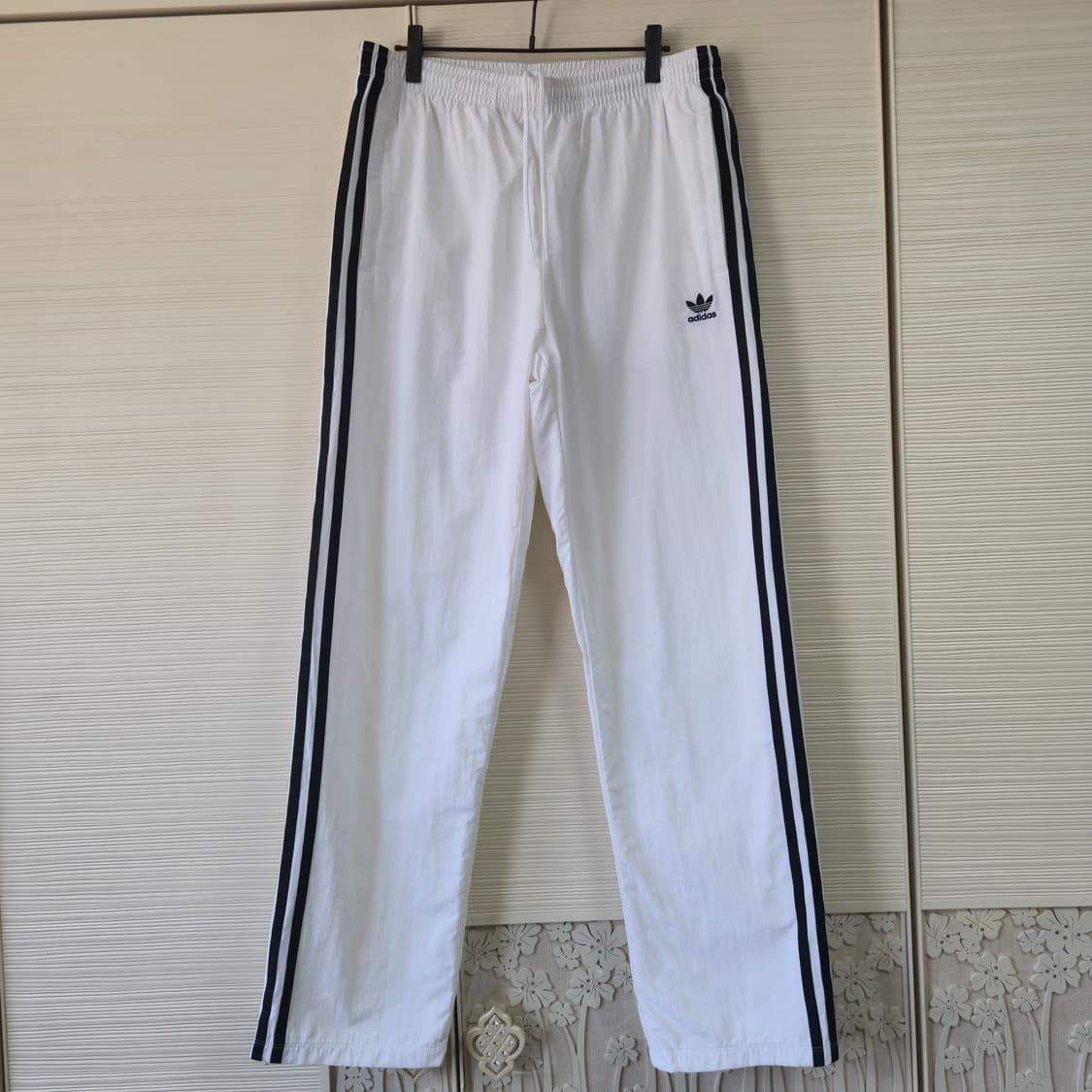 M) 아디다스 화이트 안감 삼선 트랙팬츠 상품이미지2