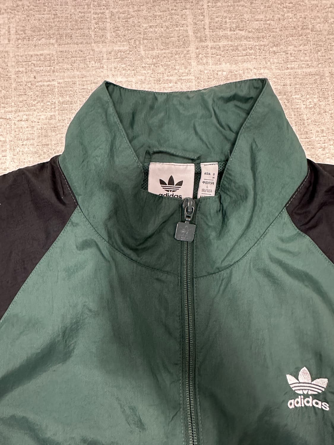 아디다스 리카이브 트랙 자켓 상품이미지5