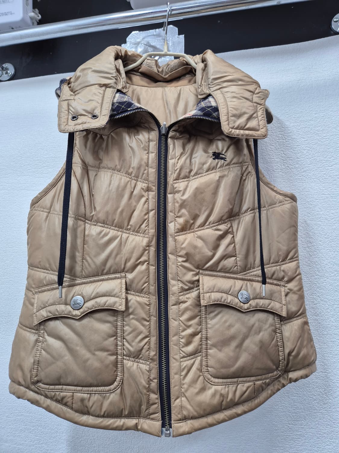 버버리 여자 양면 조끼 패딩 / 38(정품) 상품이미지7