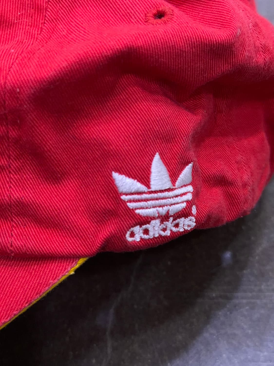 아디다스 오리지널 스페인 국가대표 엠블럼 볼캡 레드 상품이미지4