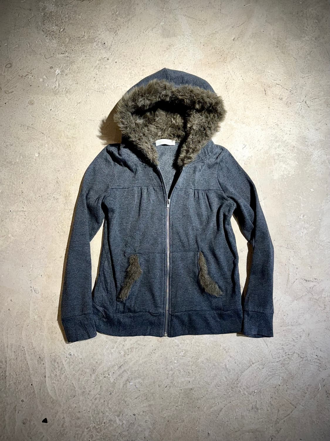 OLIVE des OLIVE – Fur Hood Zip-Up Hoodie 상품이미지1