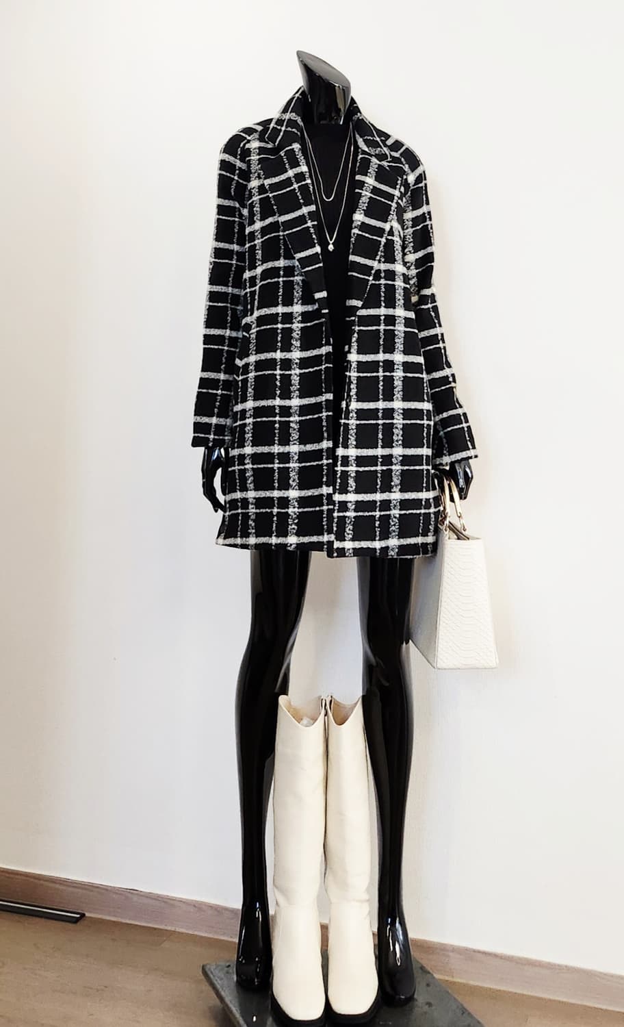 블랙체크코트  상품이미지2