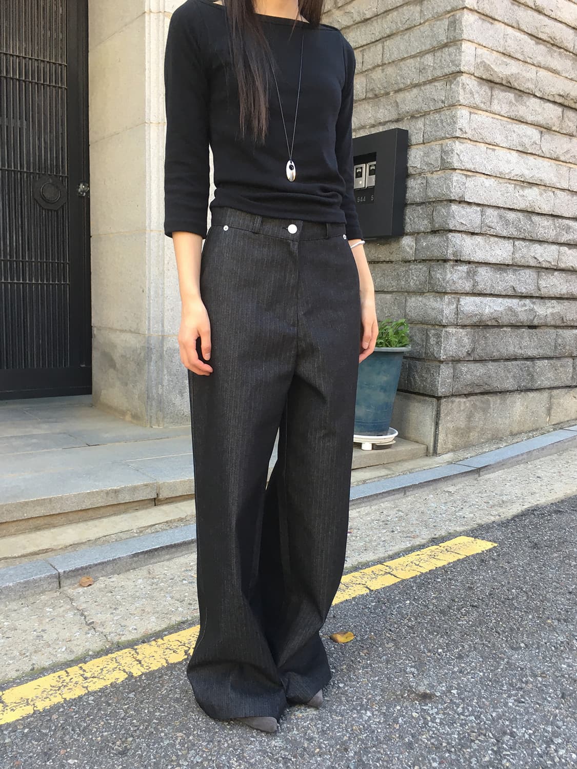 미엔느 mienne 마르 헤링본 와이드팬츠 상품이미지1