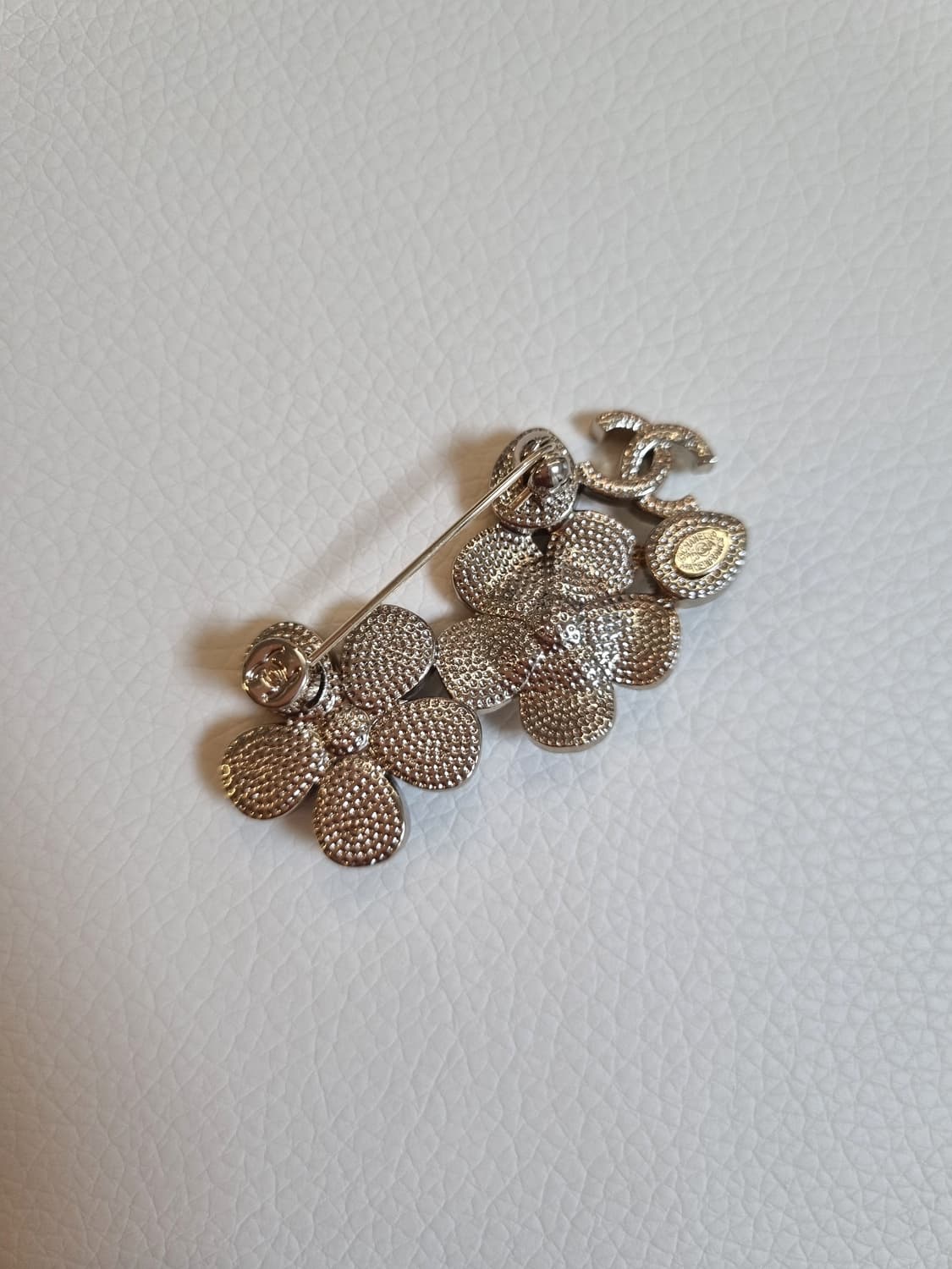 샤넬 데님풍플라워&스왈 CC로고 브로치 업사이클링 상품이미지7