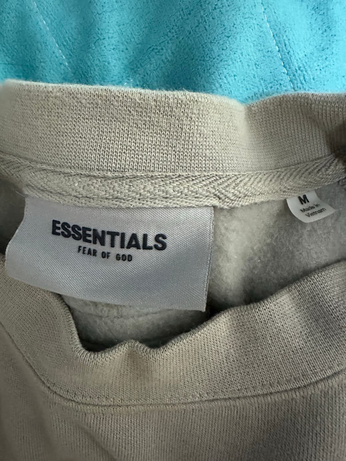 에센셜 20fw 타우프 맨투맨 m사이즈 상품이미지3