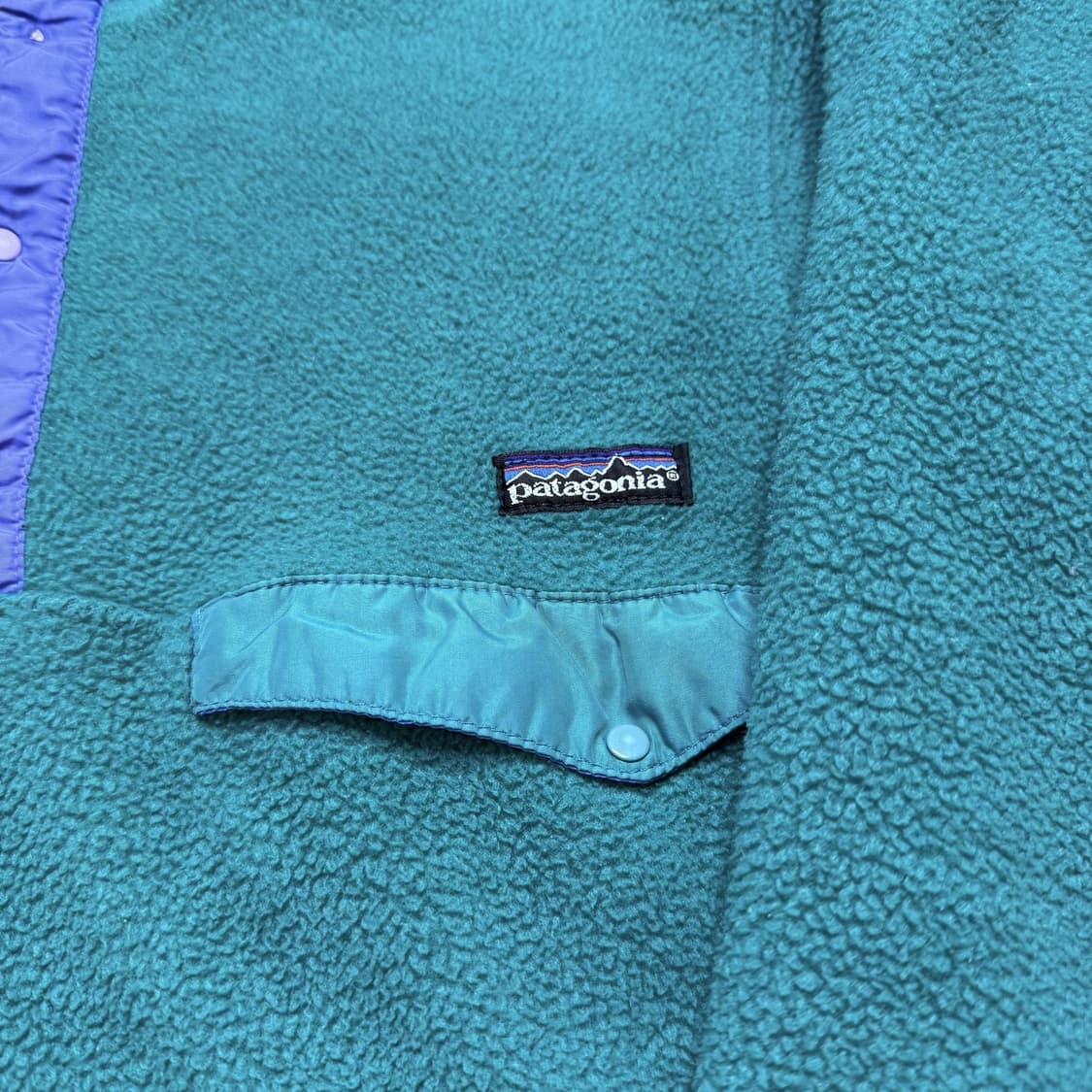 96FW 파타고니아 신칠라 스냅-T 플리스 틸 퍼플 포켓 상품이미지2