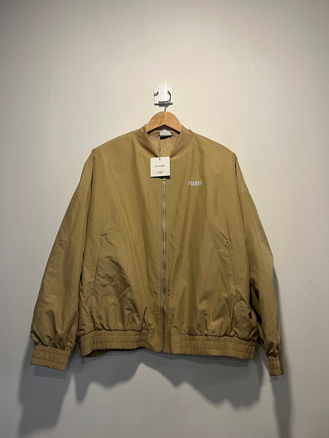 Puma windbreaker  상품이미지1