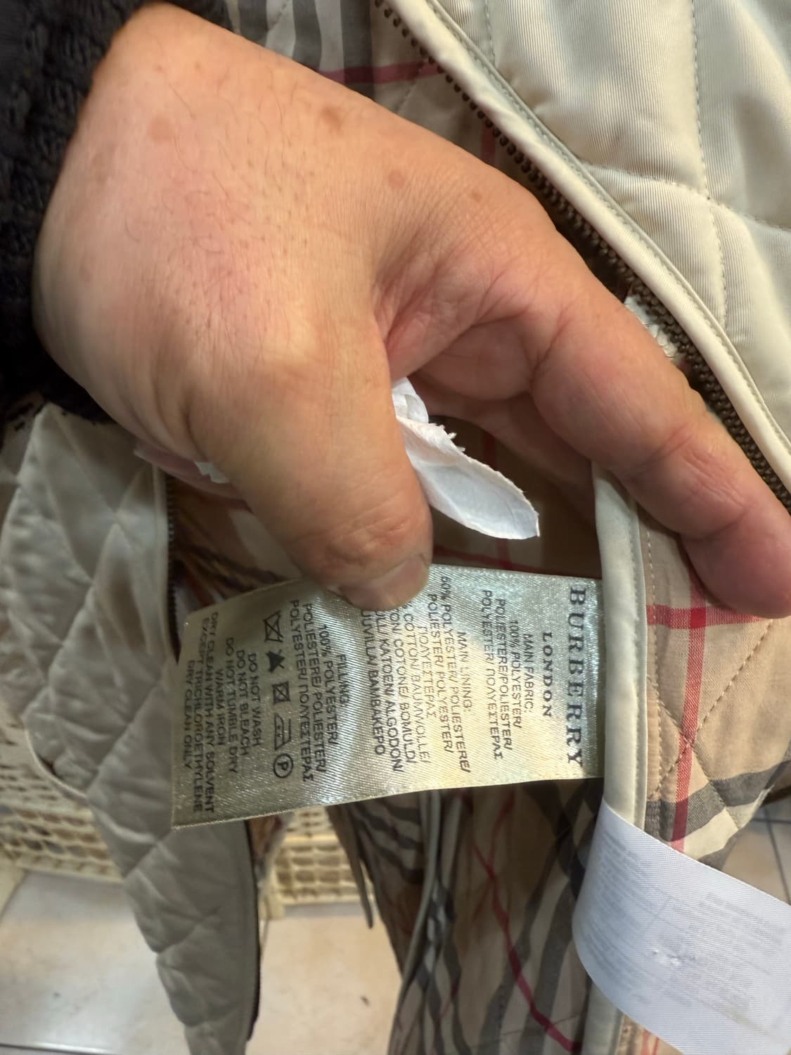 66 정품 버버리 누빔자켓 팝니다 상품이미지4