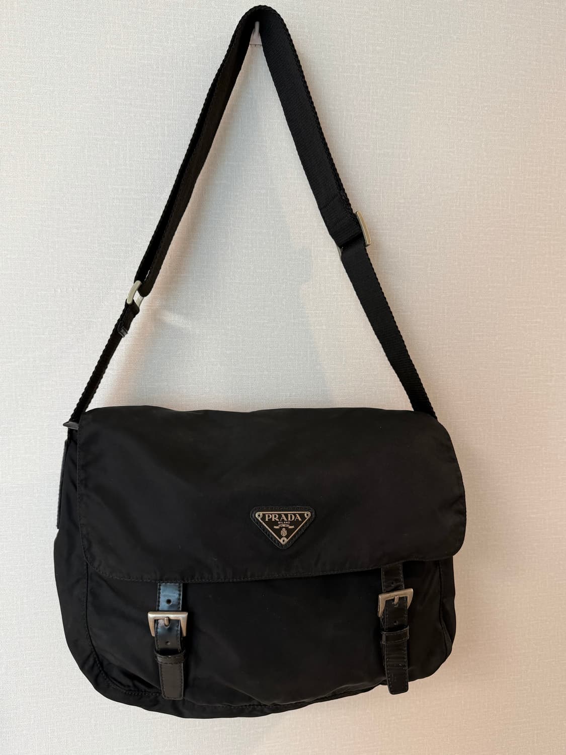 정품 프라다 포코노 나일론 원포켓 메신저백 크로스백 상품이미지1
