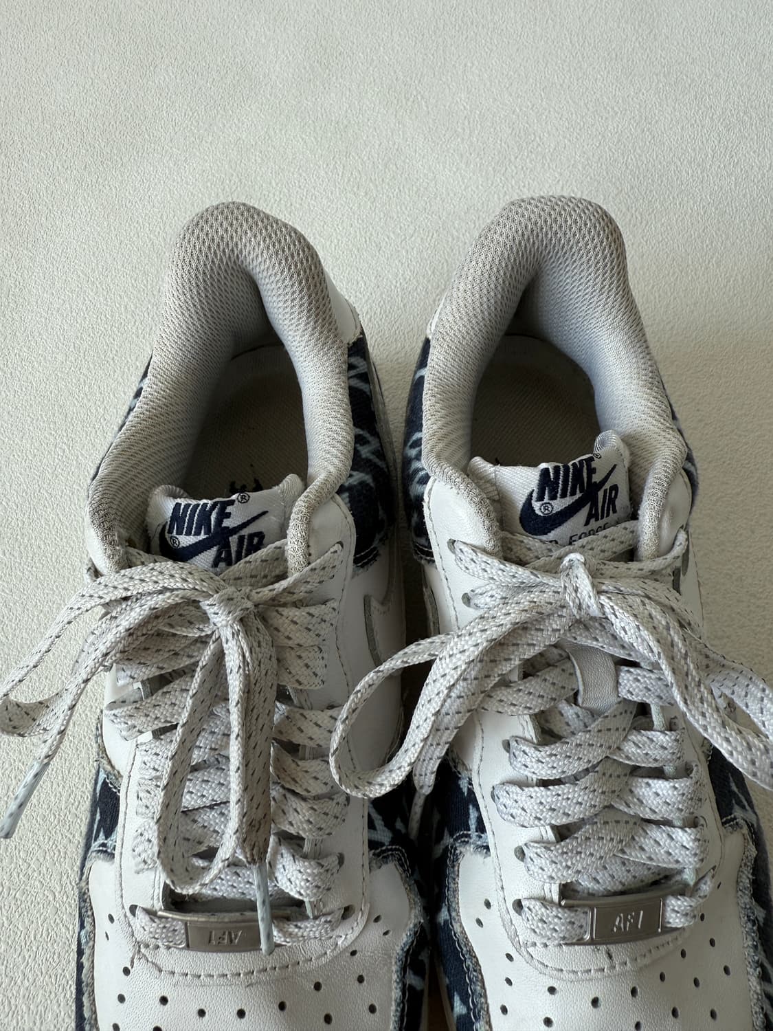 [235]나이키(NIKE) NY 모노그램 에어포스1 로우 상품이미지9