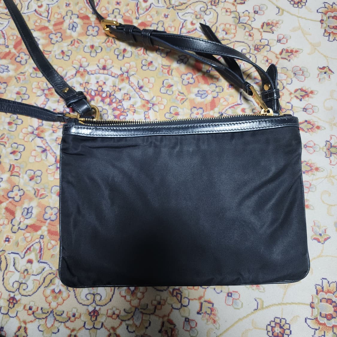 정품) 프라다 나일론 더블집 크로스백 가방 상품이미지3