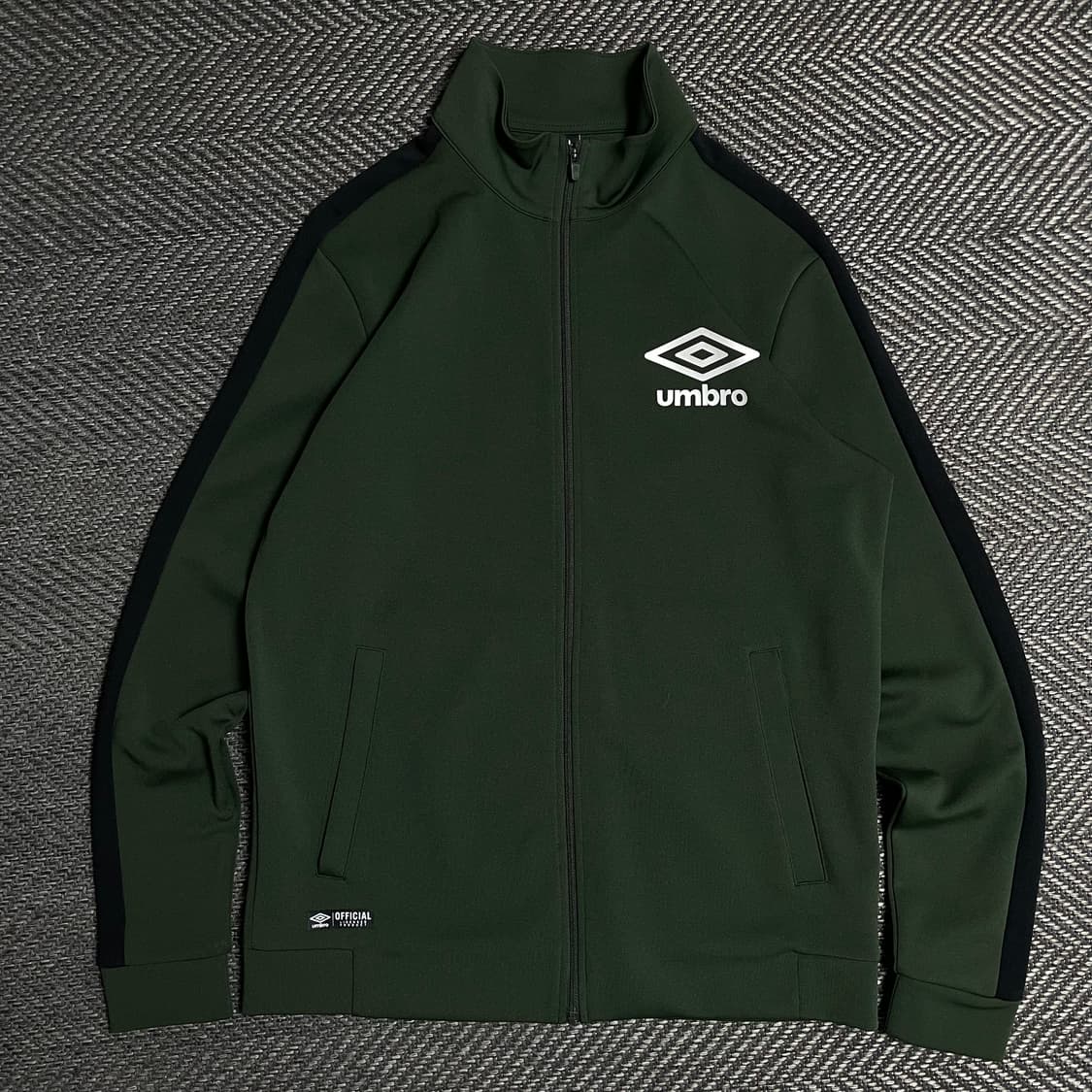 엄브로 솔퍼드 시티 빅로고 풋볼 트랙 자켓y 5183 상품이미지4