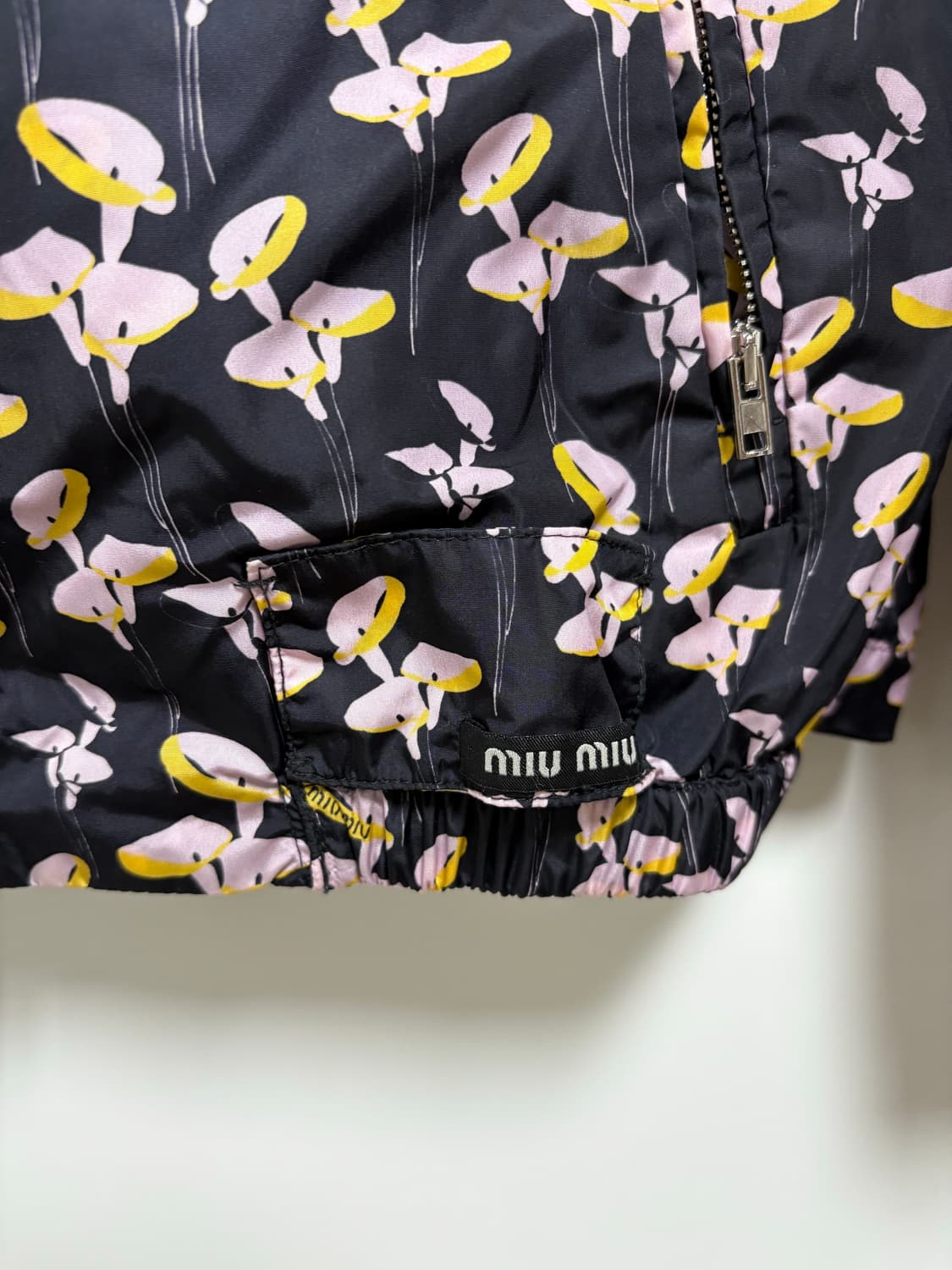 미우미우 바람막이 상품이미지3