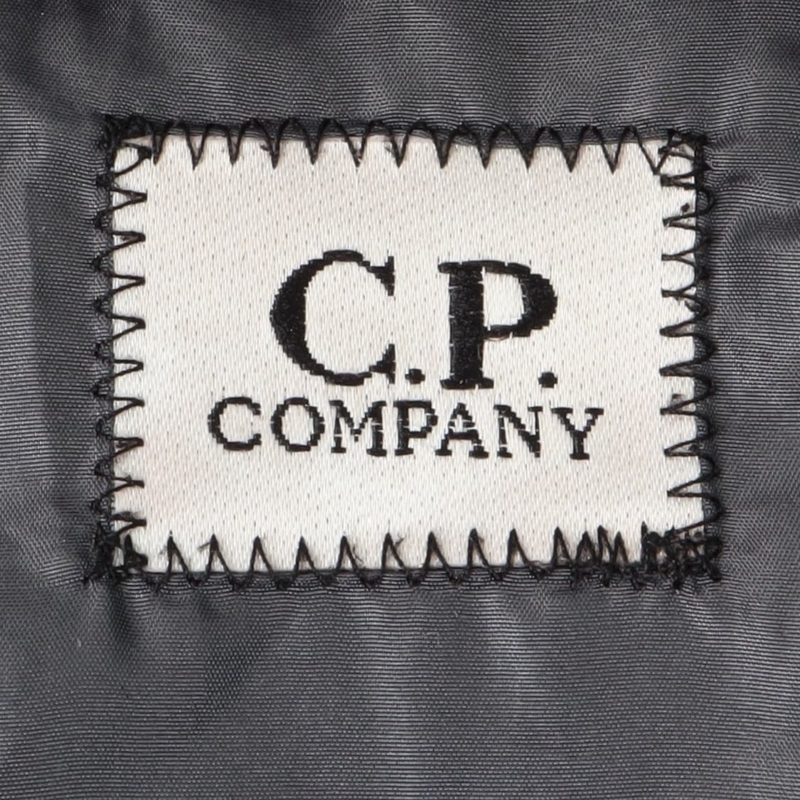CP컴퍼니 고글 덕다운 나일론 쉘 패딩 상품이미지8