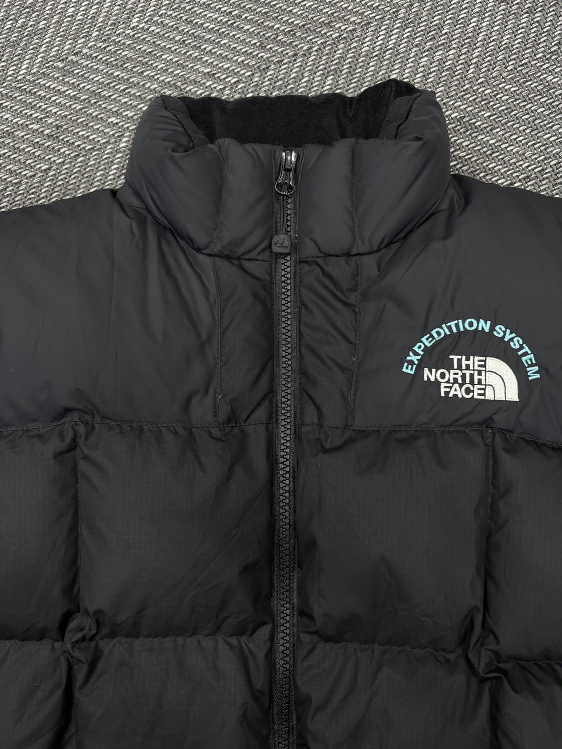 노스페이스 패딩 블랙 상품이미지2