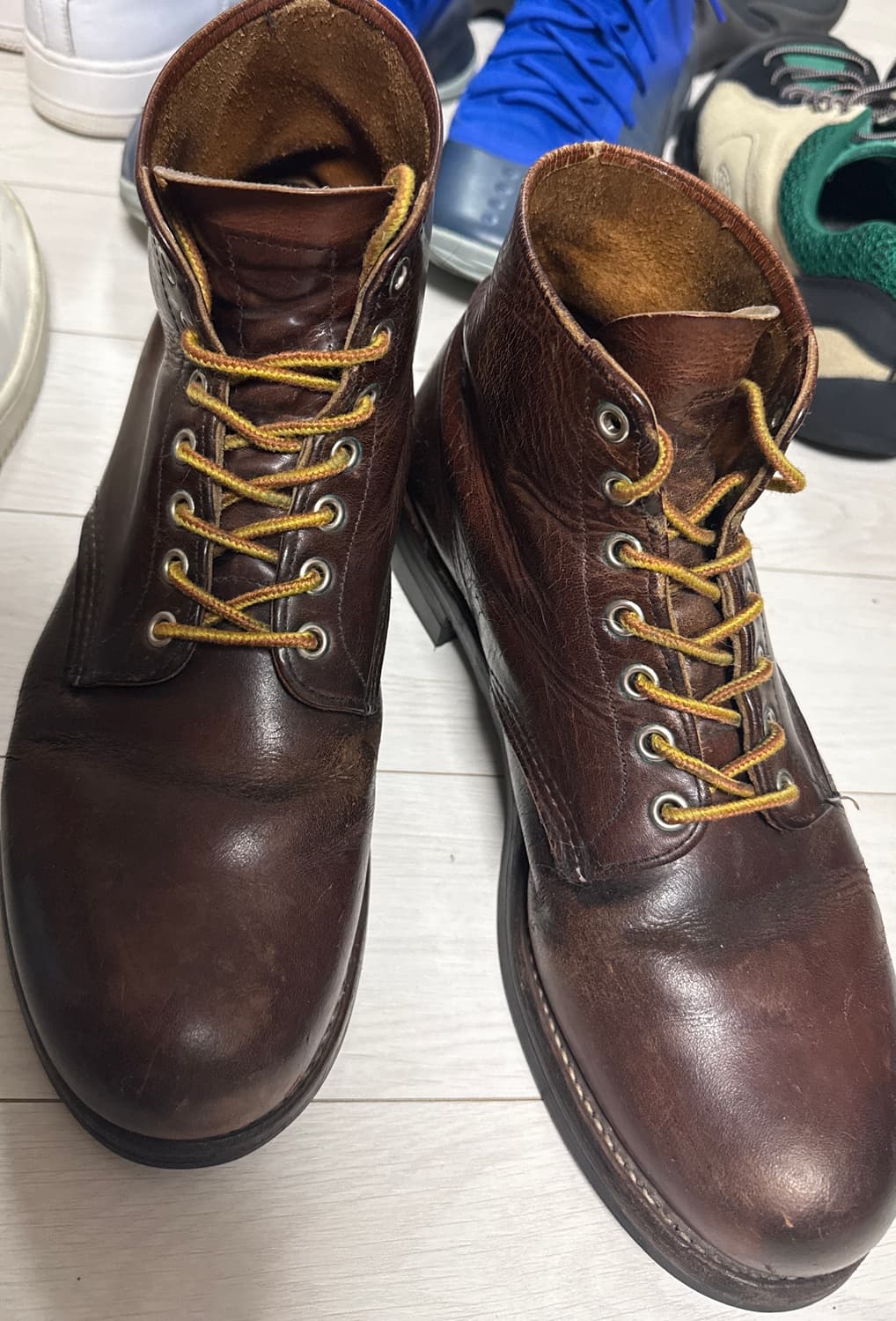 레드윙 가죽 부츠 브라운 9111 밑창 비브람 교체 보강 완료. 상품이미지1