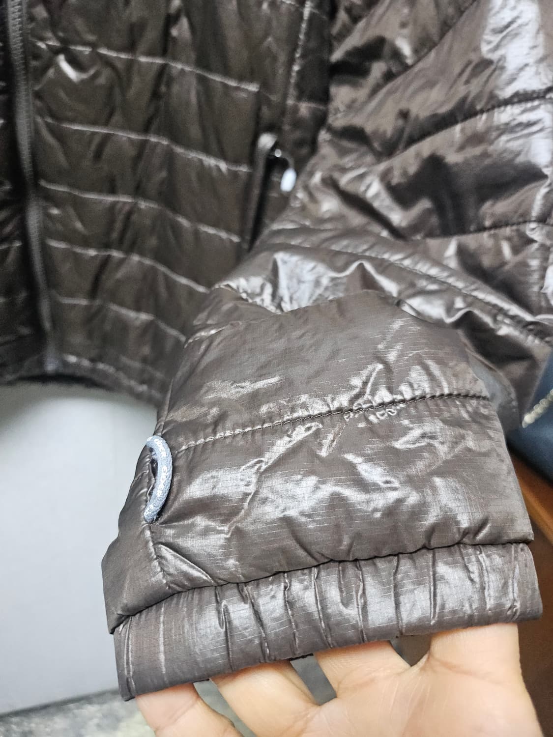 아이더 경량 패딩 자켓 브라운  M 상품이미지2