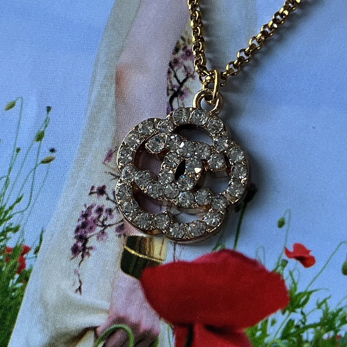 샤넬 크리스탈 라비앙로즈 골드 목걸이 상품이미지4