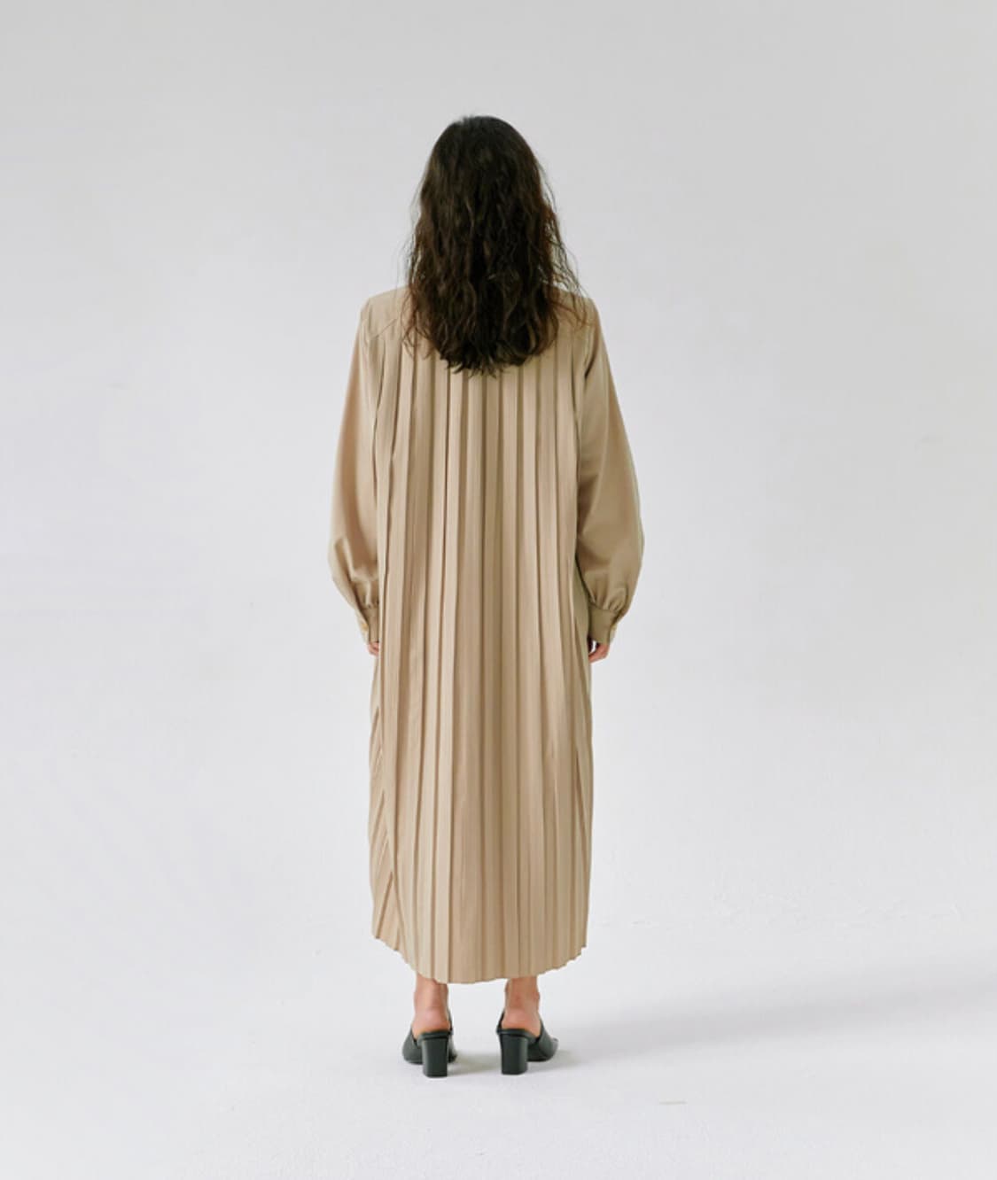 메종마레 플리츠 트렌치 코트 상품이미지1