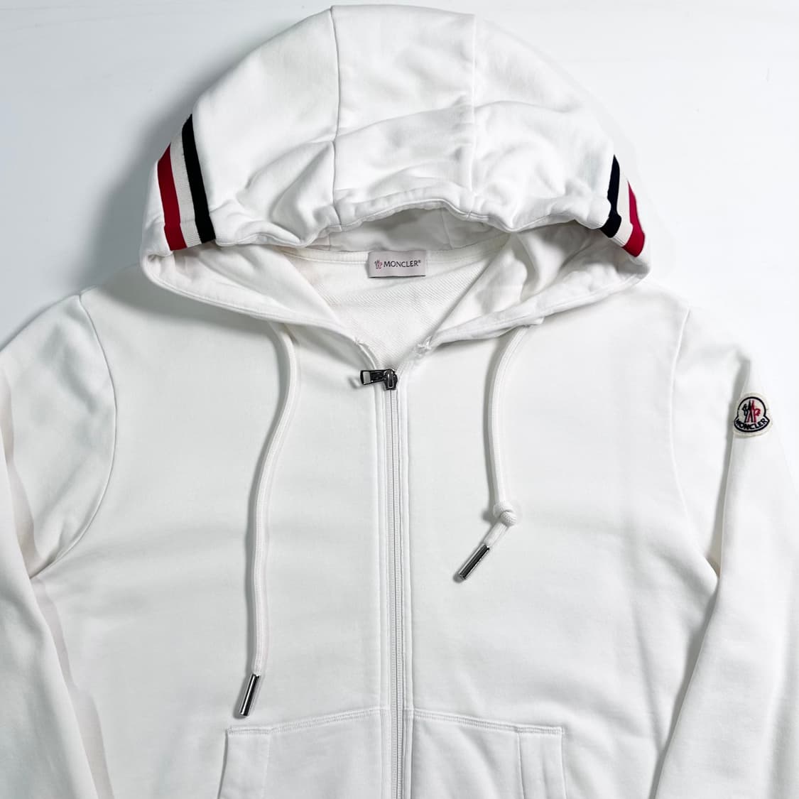 몽클레어 화이트 후드집업 상품이미지2