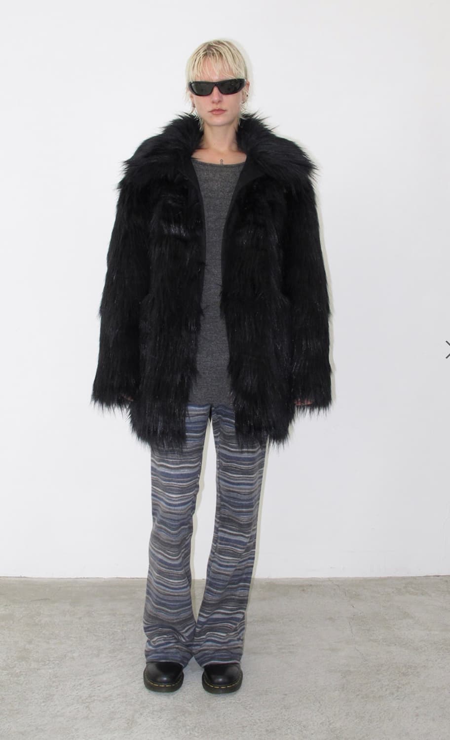 썬번프로젝트 REVERSIBLE FUR MUSTANG, BLACK 상품이미지1