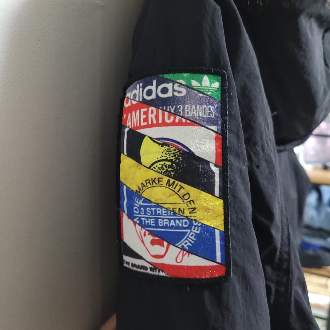 (90) ADIDAS 아디다스 블랙 패딩 점퍼 후드 퍼 장식 야상패딩 상품이미지10