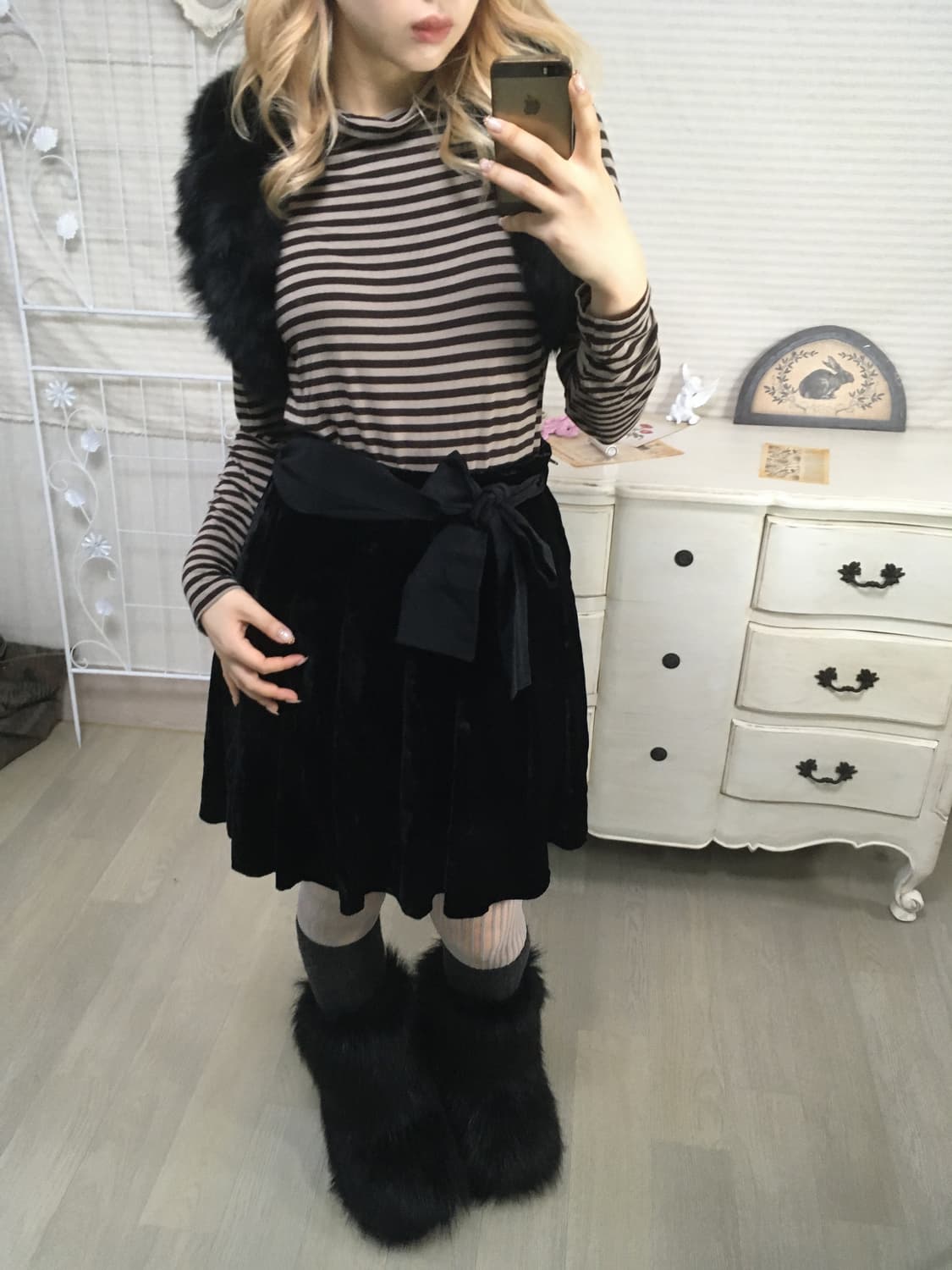 벨벳 블랙 리본 미디스커트 상품이미지4