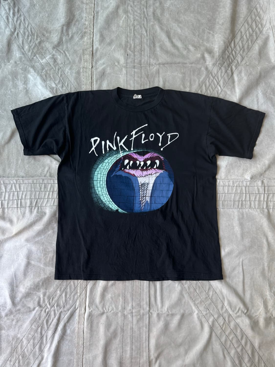 90s Pink Floyd 'The Wall' Band T Shirt 상품이미지1