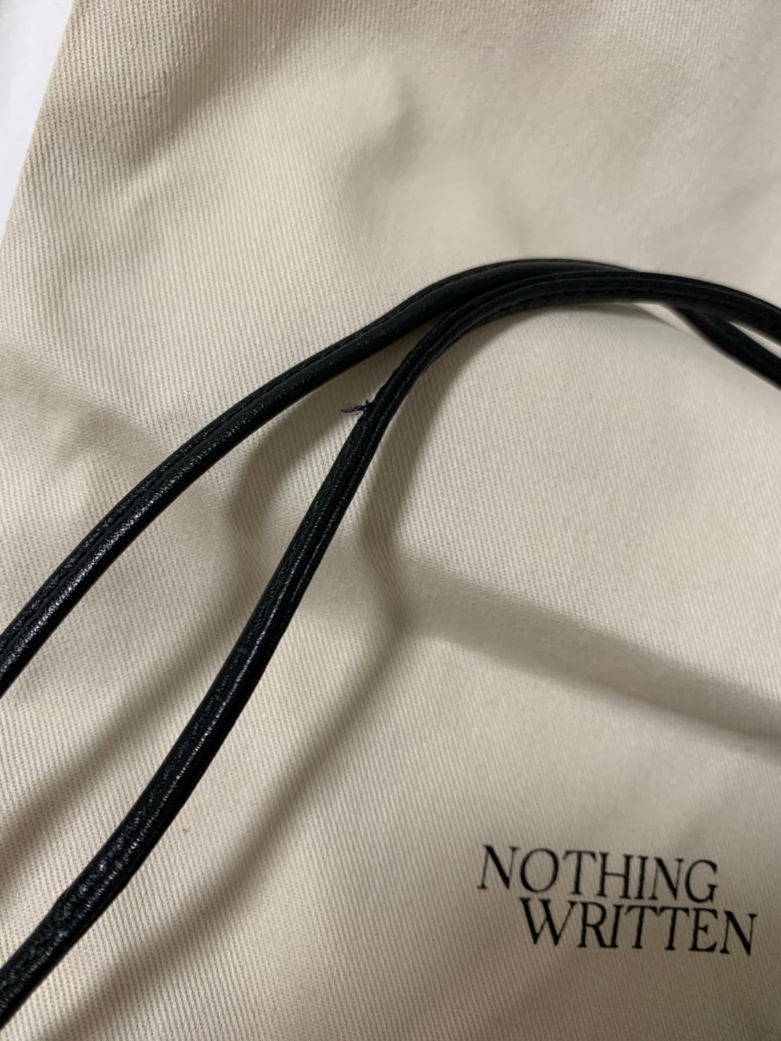 낫띵리튼 Nella 스트랩 가방 블랙 상품이미지3