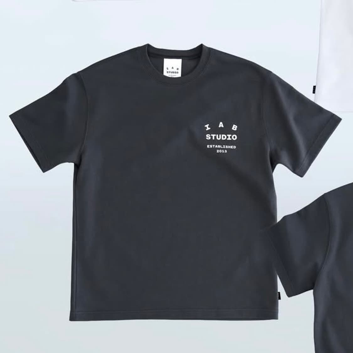 아이앱스튜디오 반팔 L 상품이미지1