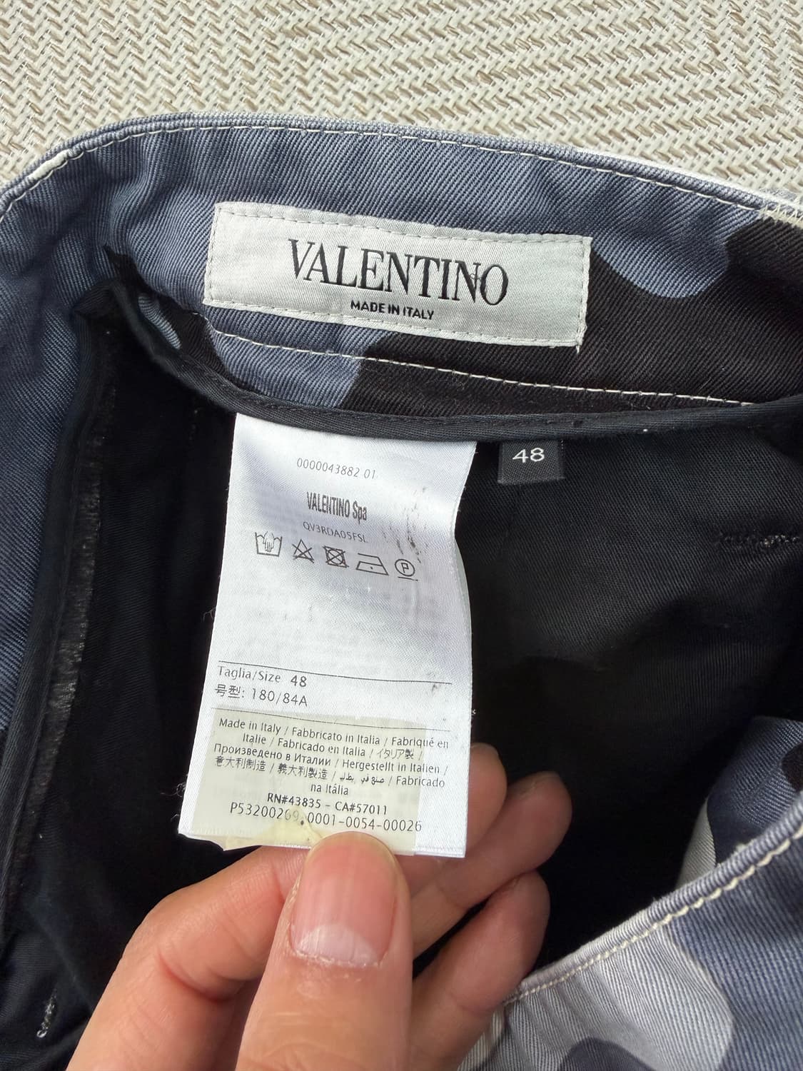 매장판정품) 발렌티노 남성 카모 반바지 48 상품이미지6