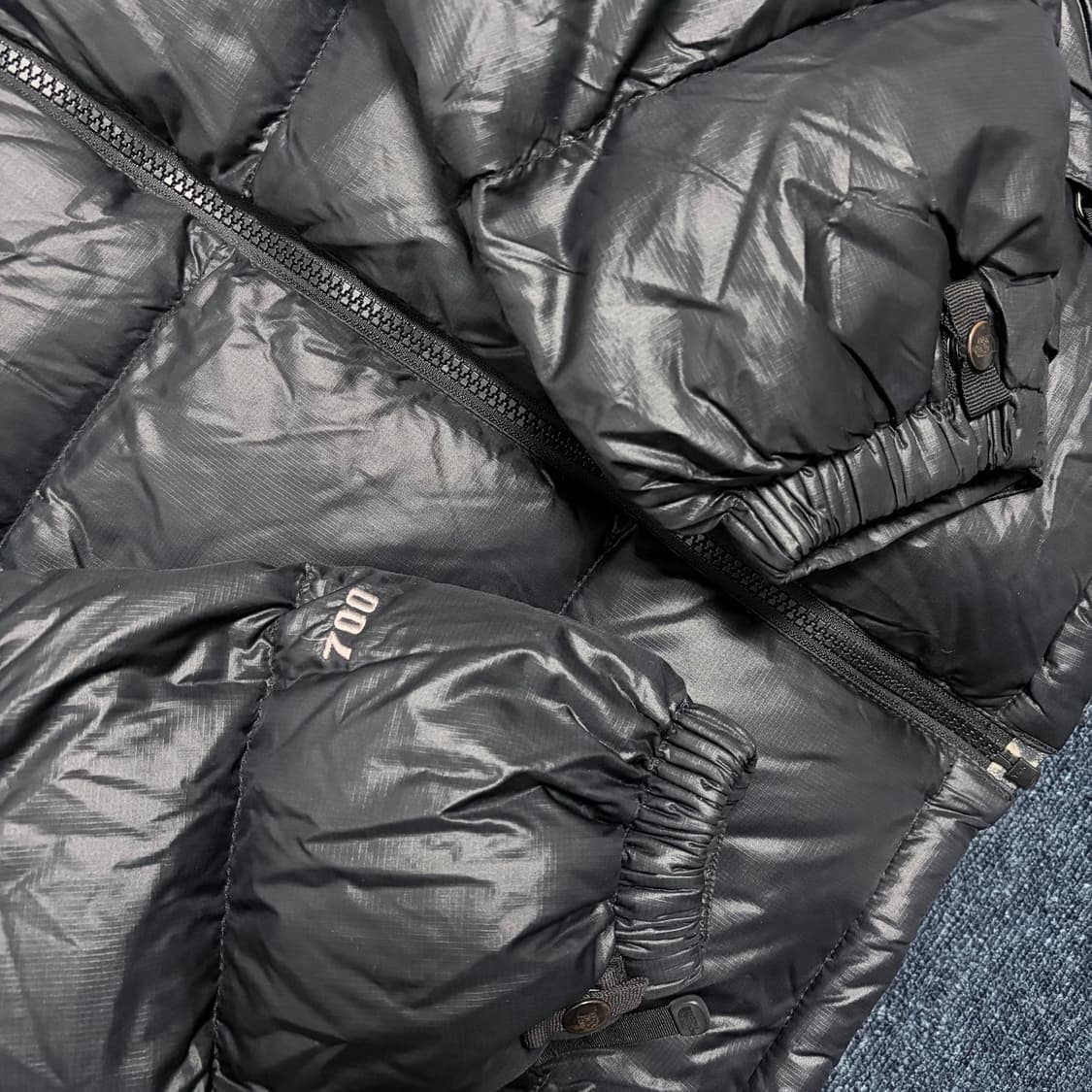 노스페이스 700 유광 눕시 패딩 상품이미지2