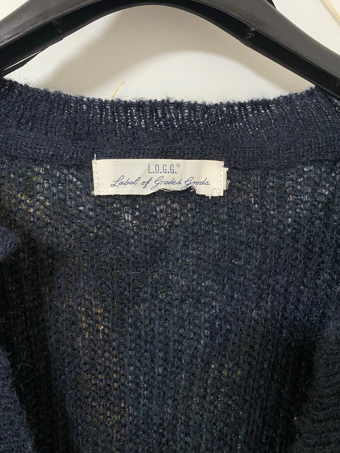 L.O.G.G h&m 브이넥 네이비 여리여리 니트 상품이미지5