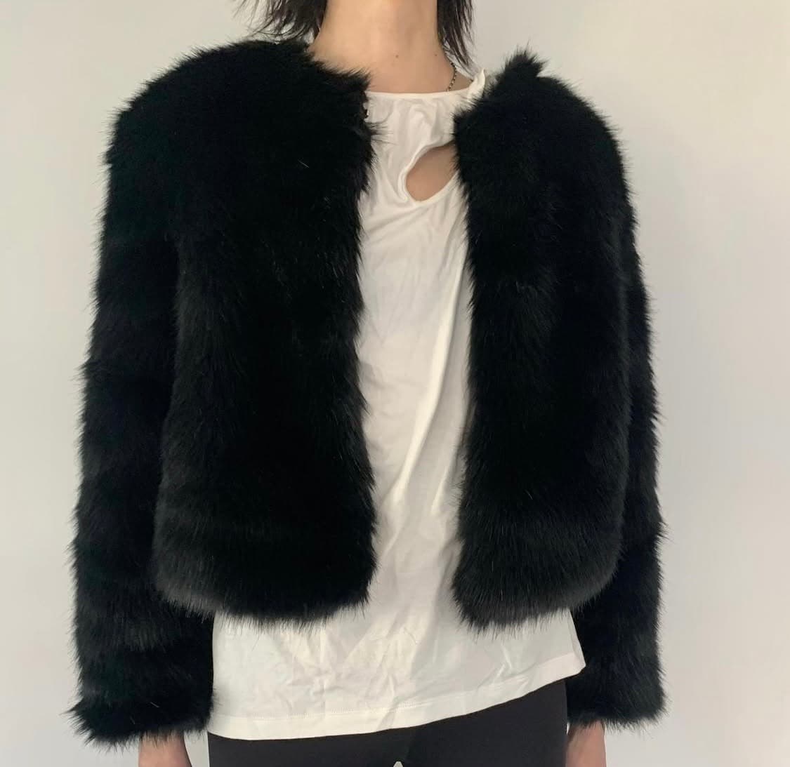 코스모스 크롭 퍼 자켓 COSMOSS fur jacket 상품이미지1