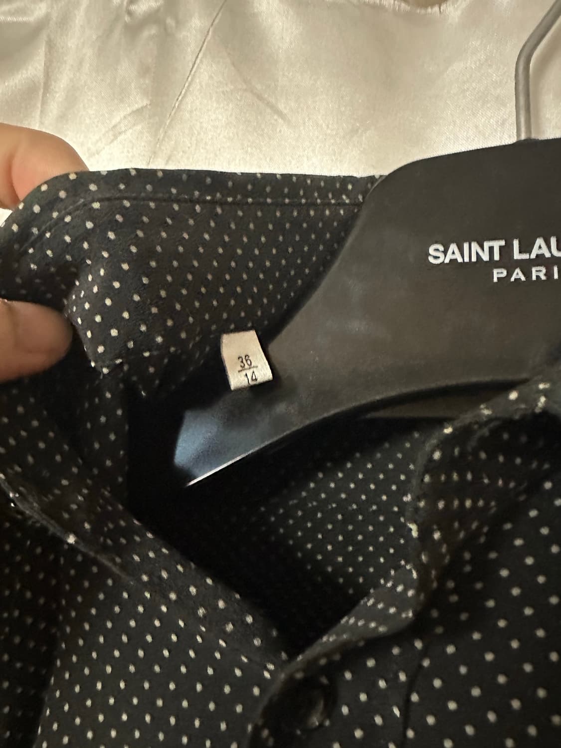 생로랑 에디기 실크 도트 셔츠 상품이미지5