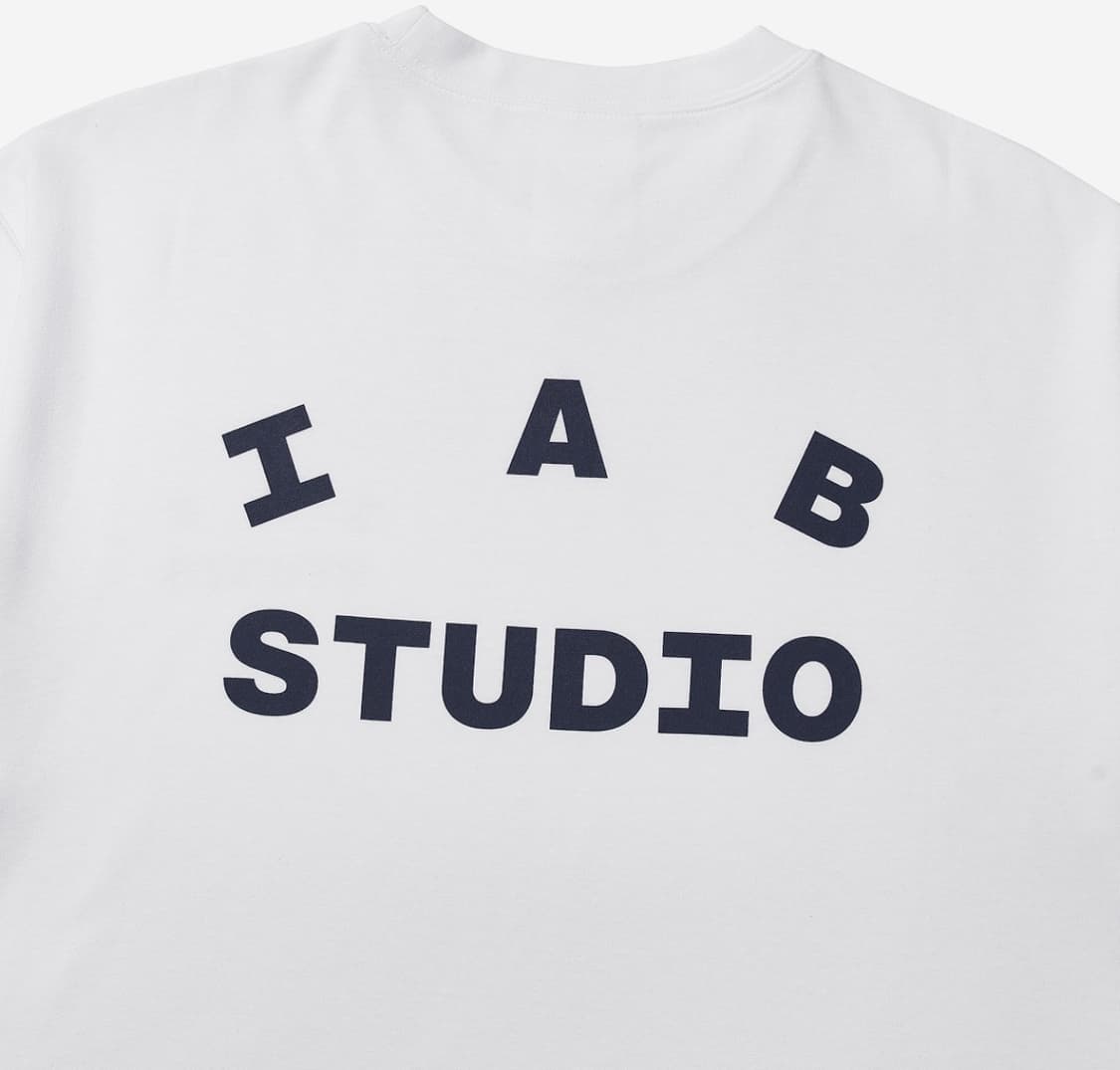 (새상품) 아이앱 스튜디오 티셔츠 화이트 네이비_XL 상품이미지3